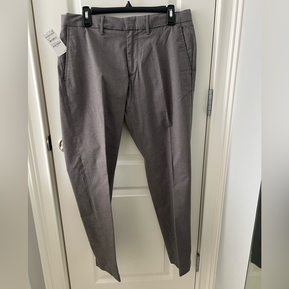 Men's Nordstrom Tech-Smart Slim fit Gray Dress Pants NWT! 33x30